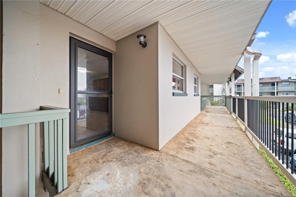 待售: $199,900 (2 贝兹, 2 浴室, 1084 平方英尺)