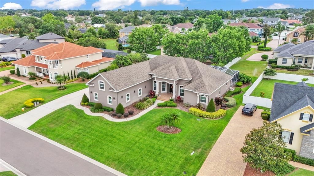 合同活跃: $889,900 (4 贝兹, 3 浴室, 3727 平方英尺)