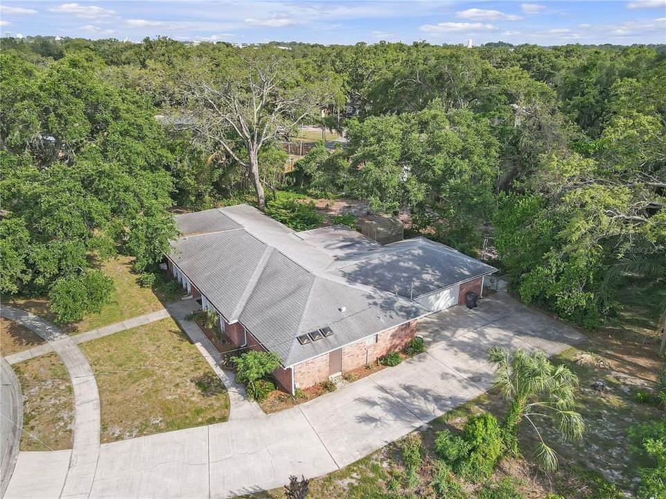 Active With Contract: $469,000 (4 beds, 2 baths, 2406 Square Feet)