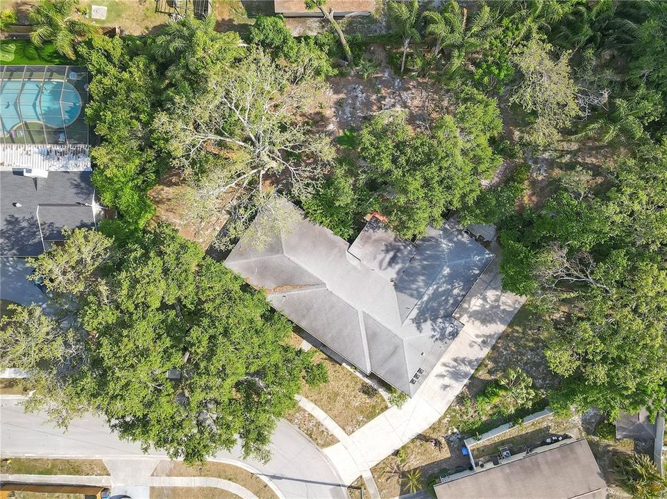 Active With Contract: $469,000 (4 beds, 2 baths, 2406 Square Feet)