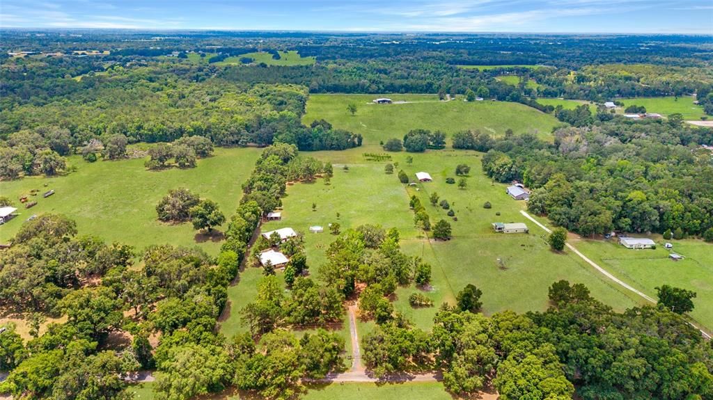 待售: $948,900 (6 贝兹, 4 浴室, 3200 平方英尺)