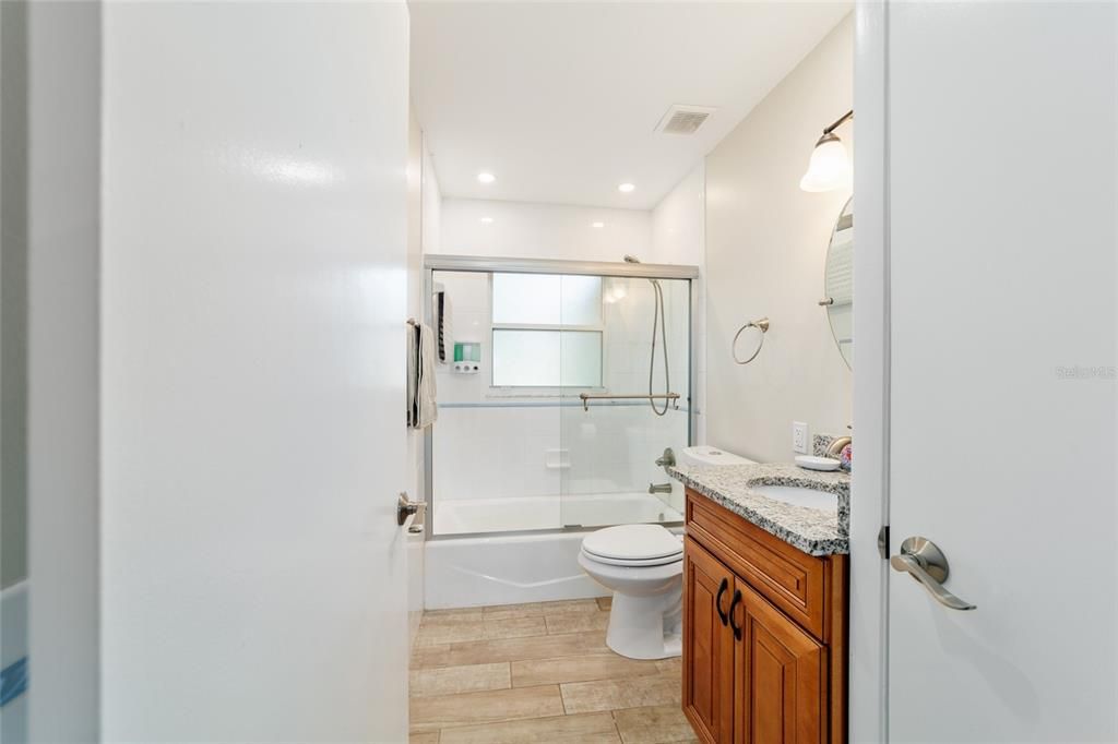 待售: $948,900 (6 贝兹, 4 浴室, 3200 平方英尺)