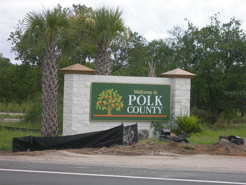 待售: $11,500 (1.28 acres)