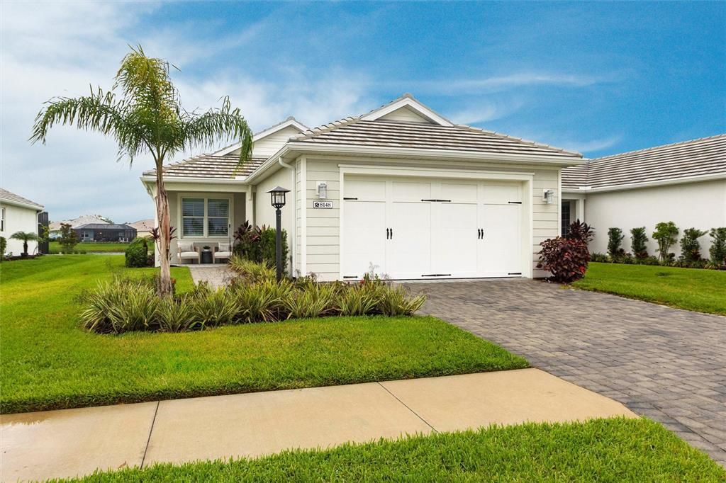 Под контрактом: $585,000 (3 спален, 2 ванн, 1764 Квадратных фут)