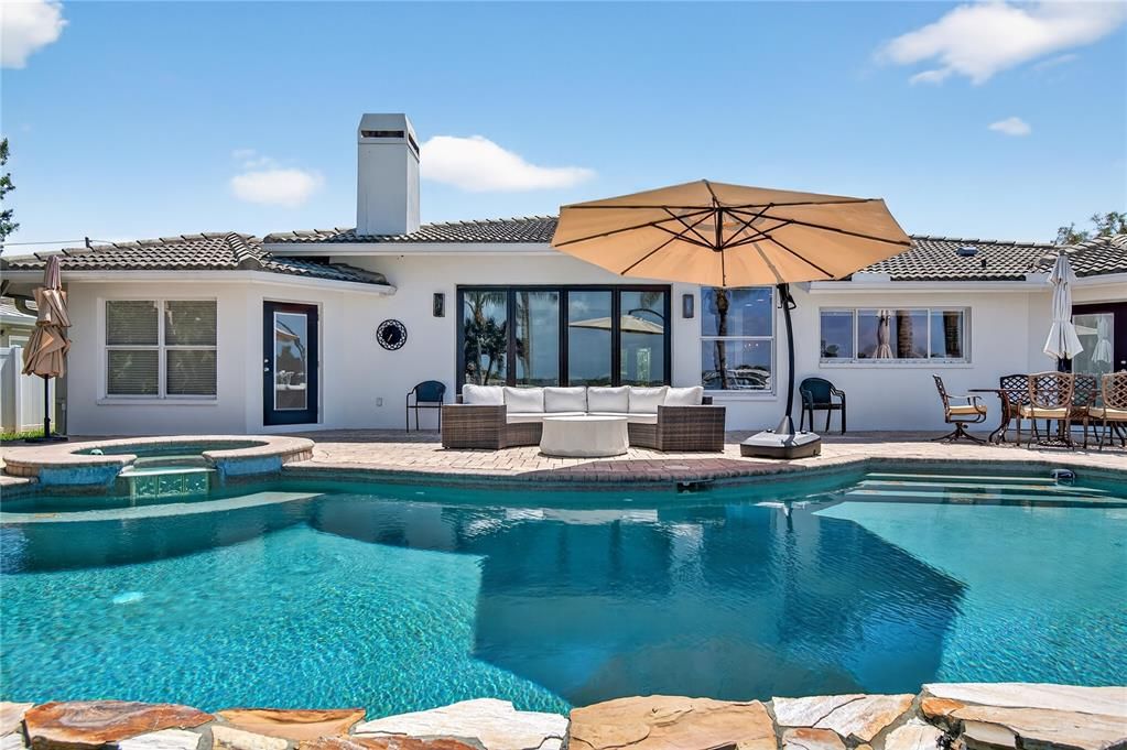 Activo con contrato: $1,775,000 (4 camas, 3 baños, 2876 Pies cuadrados)