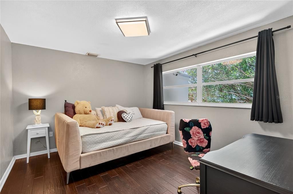 Activo con contrato: $1,775,000 (4 camas, 3 baños, 2876 Pies cuadrados)