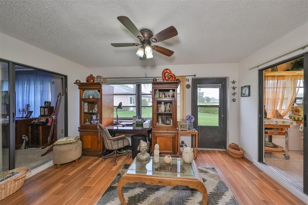Activo con contrato: $159,900 (2 camas, 2 baños, 1529 Pies cuadrados)