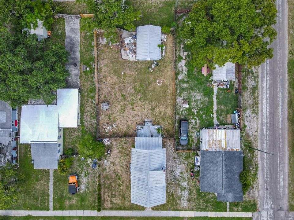 Active With Contract: $200,000 (2 beds, 2 baths, 1490 Square Feet)