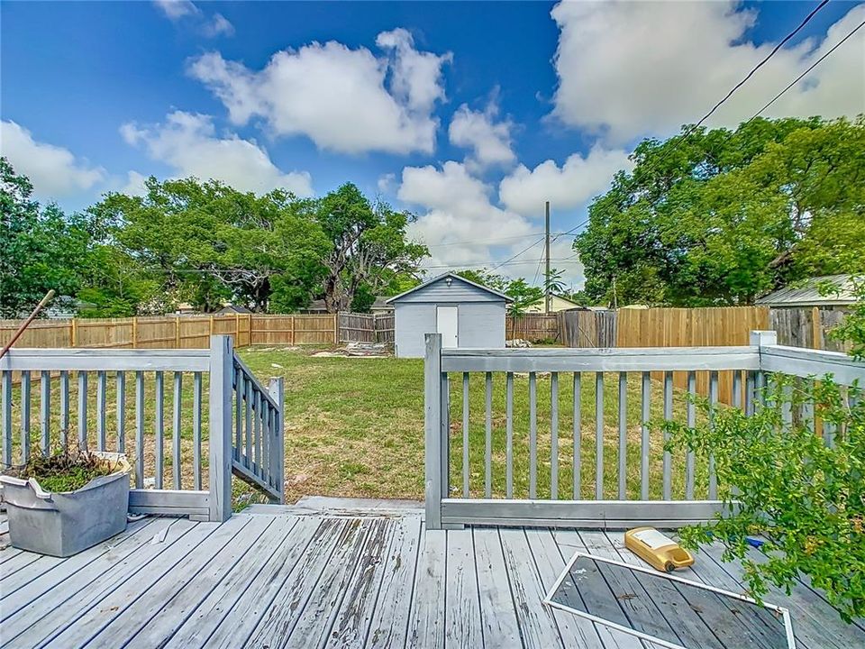 Active With Contract: $200,000 (2 beds, 2 baths, 1490 Square Feet)