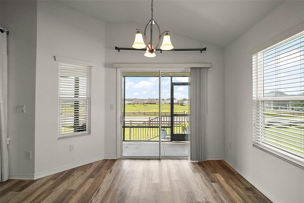 待售: $380,000 (3 贝兹, 2 浴室, 1918 平方英尺)