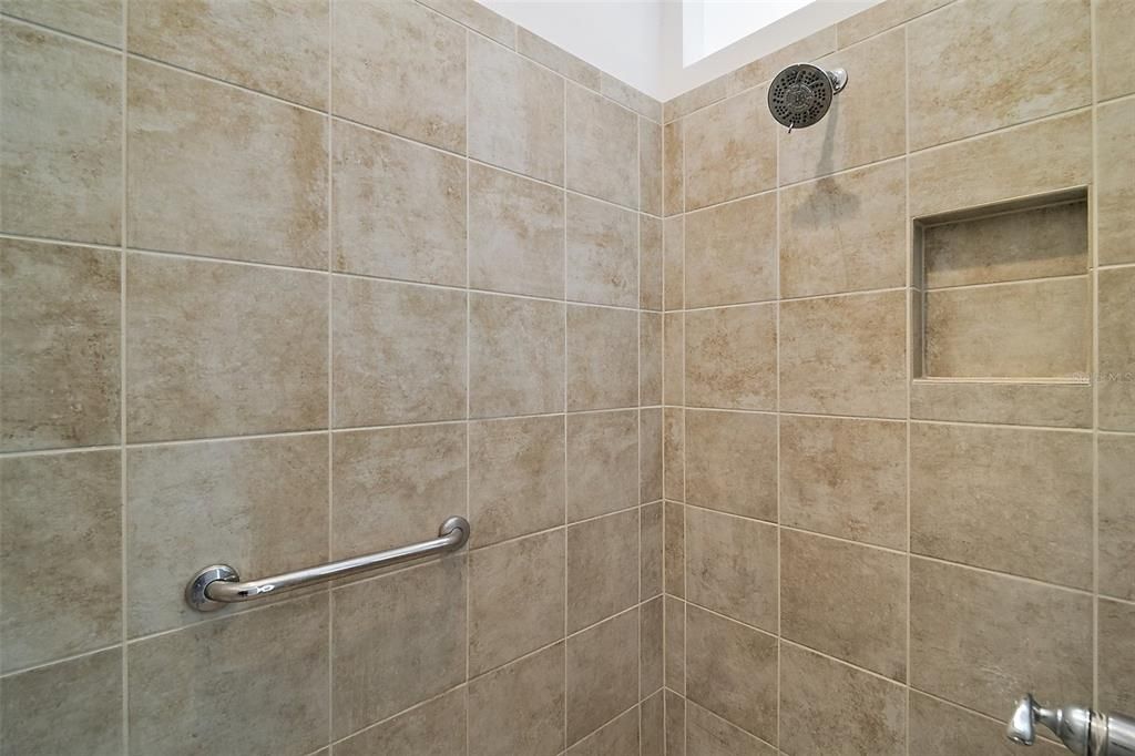 待售: $380,000 (3 贝兹, 2 浴室, 1918 平方英尺)