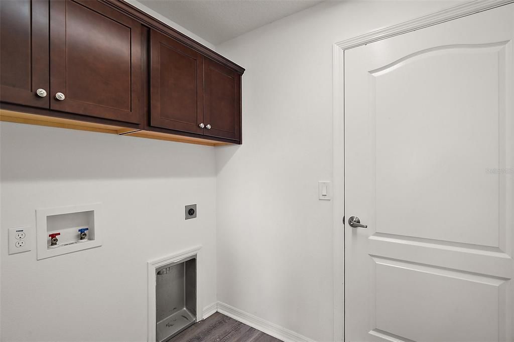 待售: $380,000 (3 贝兹, 2 浴室, 1918 平方英尺)