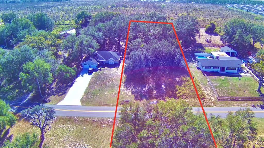 待售: $139,900 (1.30 acres)