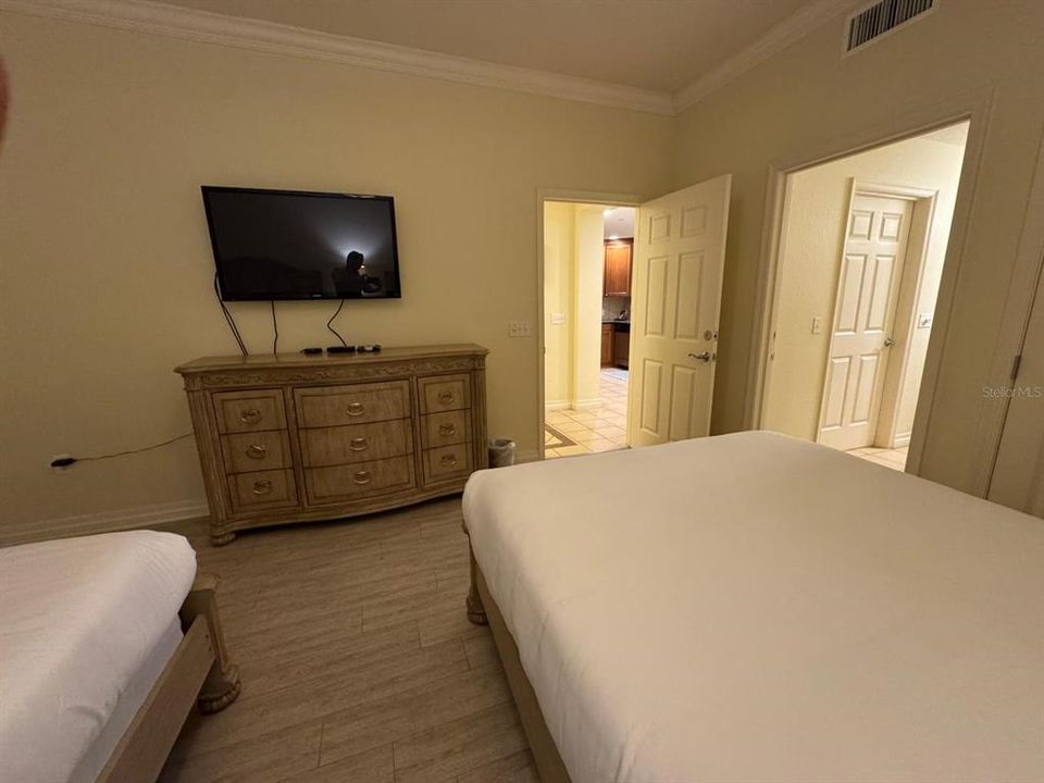 На продажу: $379,999 (3 спален, 3 ванн, 1755 Квадратных фут)