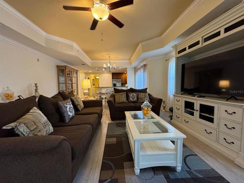 На продажу: $379,999 (3 спален, 3 ванн, 1755 Квадратных фут)