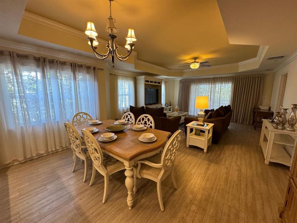 На продажу: $379,999 (3 спален, 3 ванн, 1755 Квадратных фут)