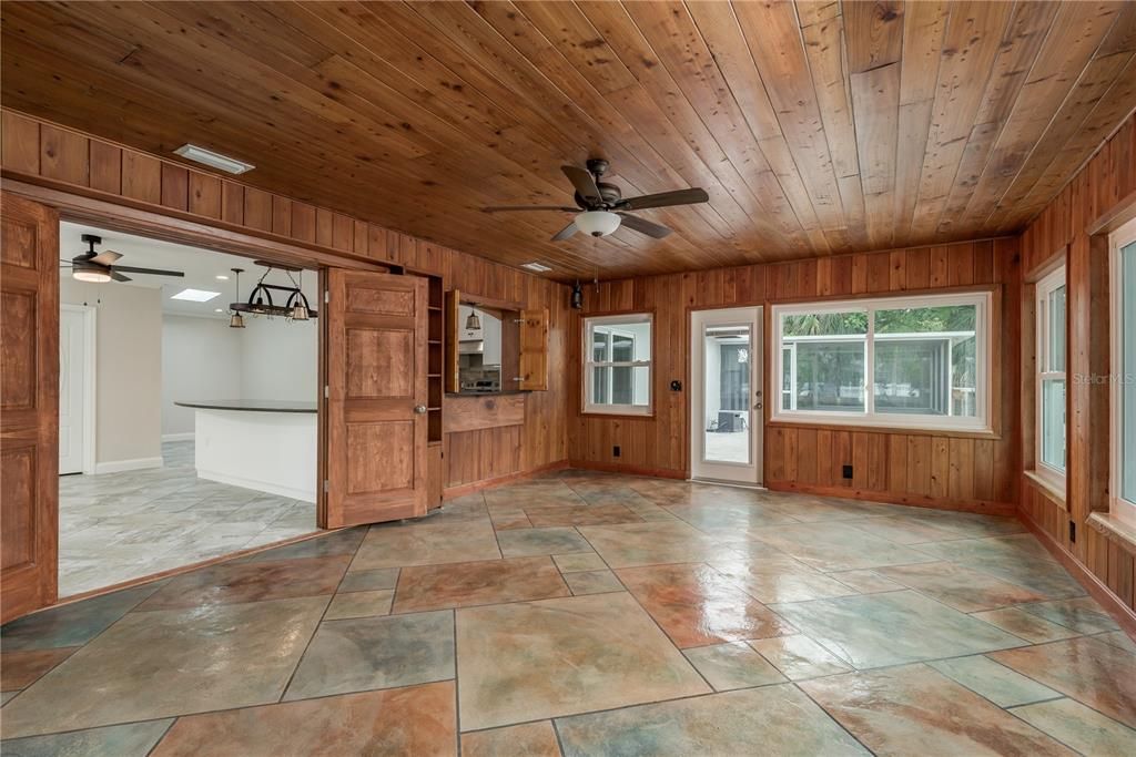 На продажу: $849,000 (3 спален, 3 ванн, 2013 Квадратных фут)