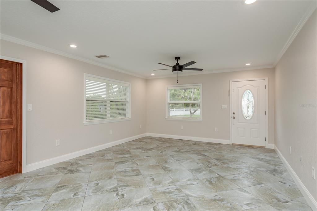 На продажу: $849,000 (3 спален, 3 ванн, 2013 Квадратных фут)