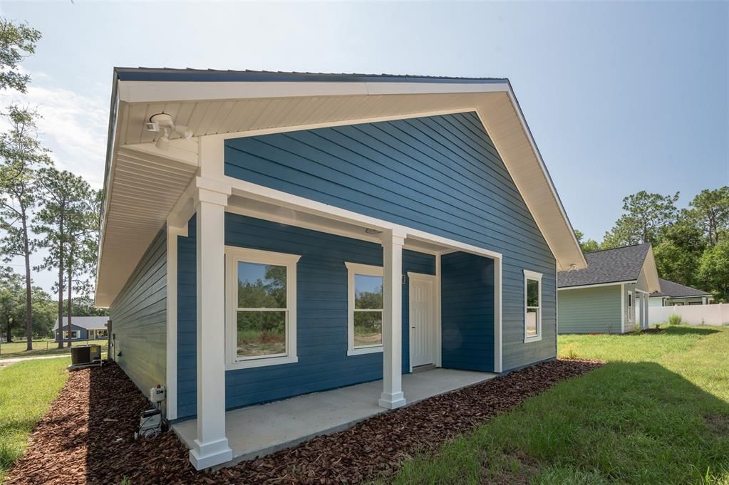 待售: $281,900 (3 贝兹, 2 浴室, 1241 平方英尺)