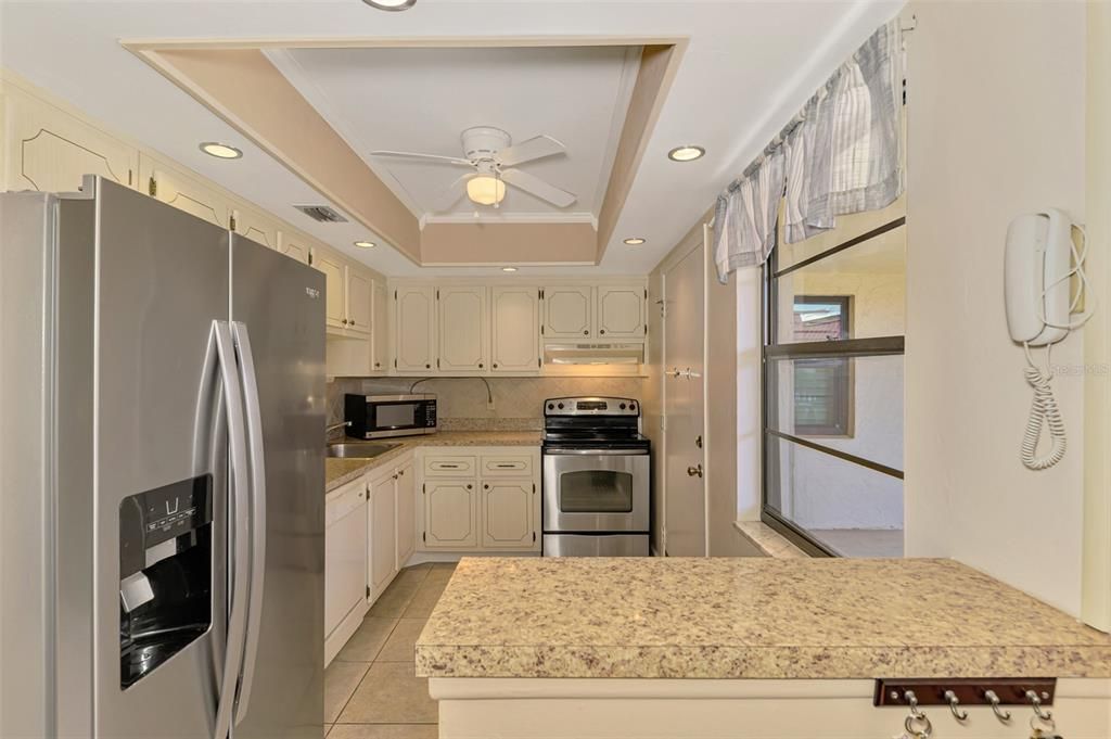 待售: $129,900 (2 贝兹, 2 浴室, 1118 平方英尺)