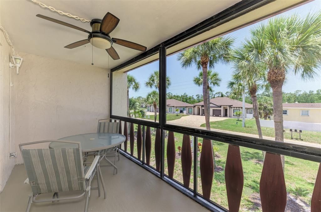 待售: $129,900 (2 贝兹, 2 浴室, 1118 平方英尺)