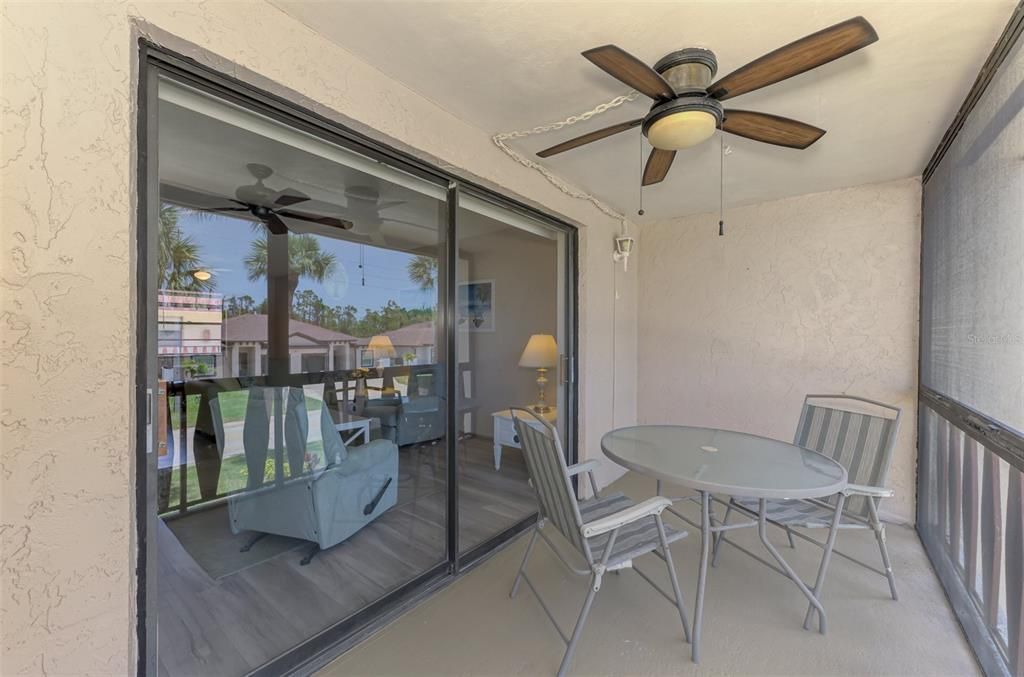 待售: $129,900 (2 贝兹, 2 浴室, 1118 平方英尺)