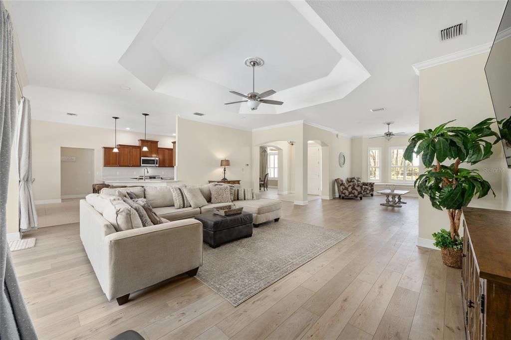 For Sale: $1,177,000 (3 beds, 3 baths, 3407 Square Feet)