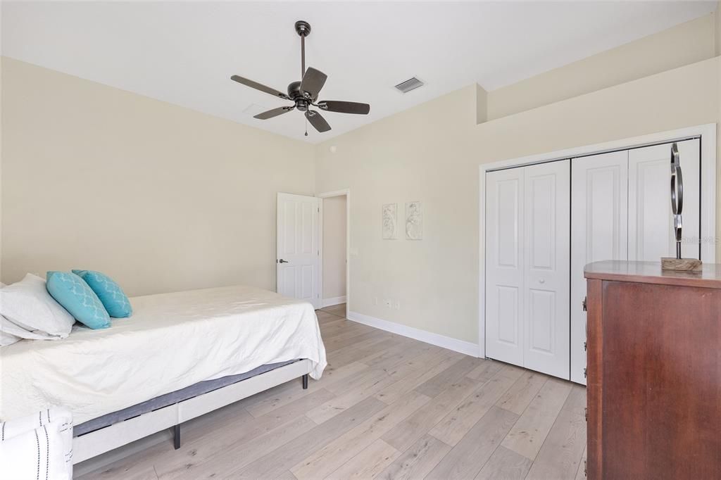 For Sale: $1,177,000 (3 beds, 3 baths, 3407 Square Feet)