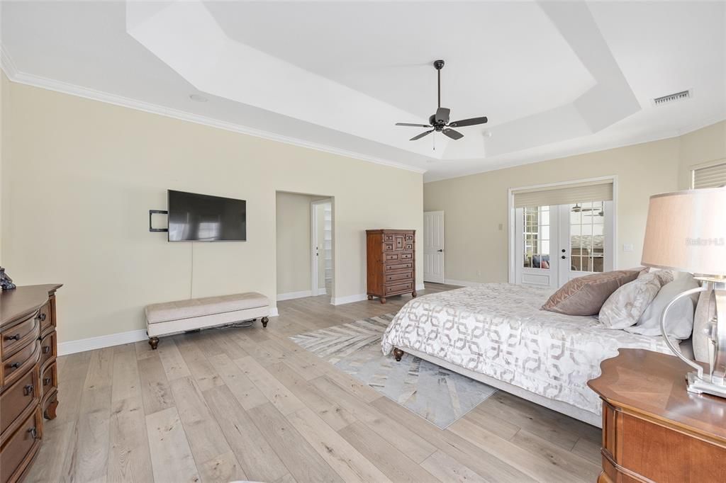 For Sale: $1,177,000 (3 beds, 3 baths, 3407 Square Feet)