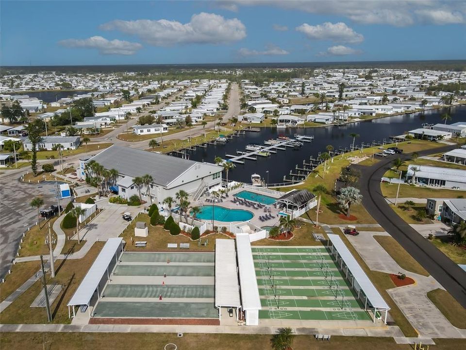 На продажу: $5,500 (0.09 acres)