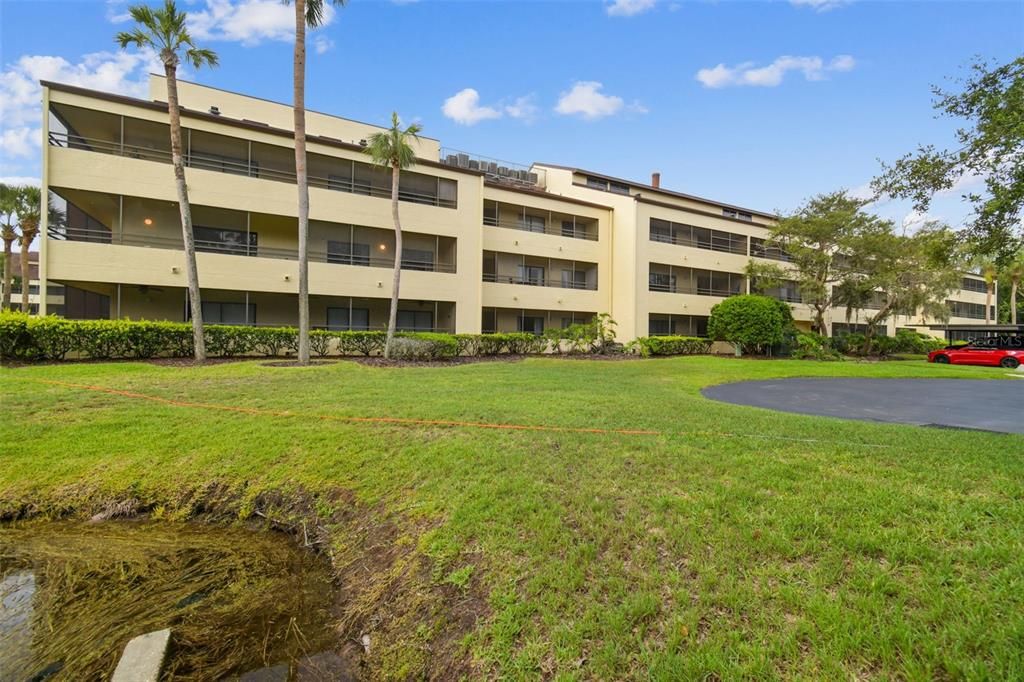 Active With Contract: $229,000 (2 beds, 2 baths, 1125 Square Feet)