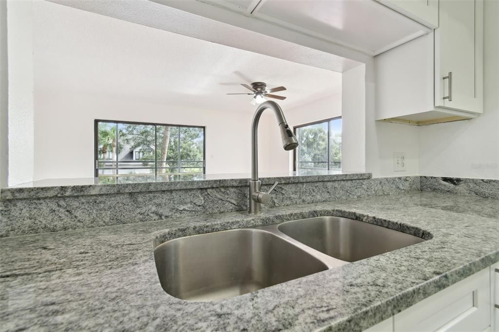 Active With Contract: $229,000 (2 beds, 2 baths, 1125 Square Feet)