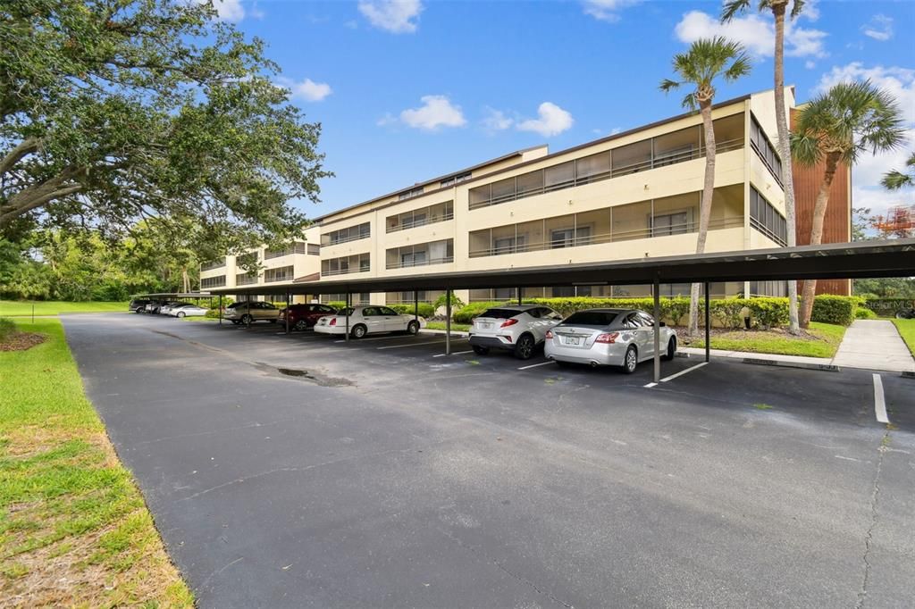 Active With Contract: $229,000 (2 beds, 2 baths, 1125 Square Feet)