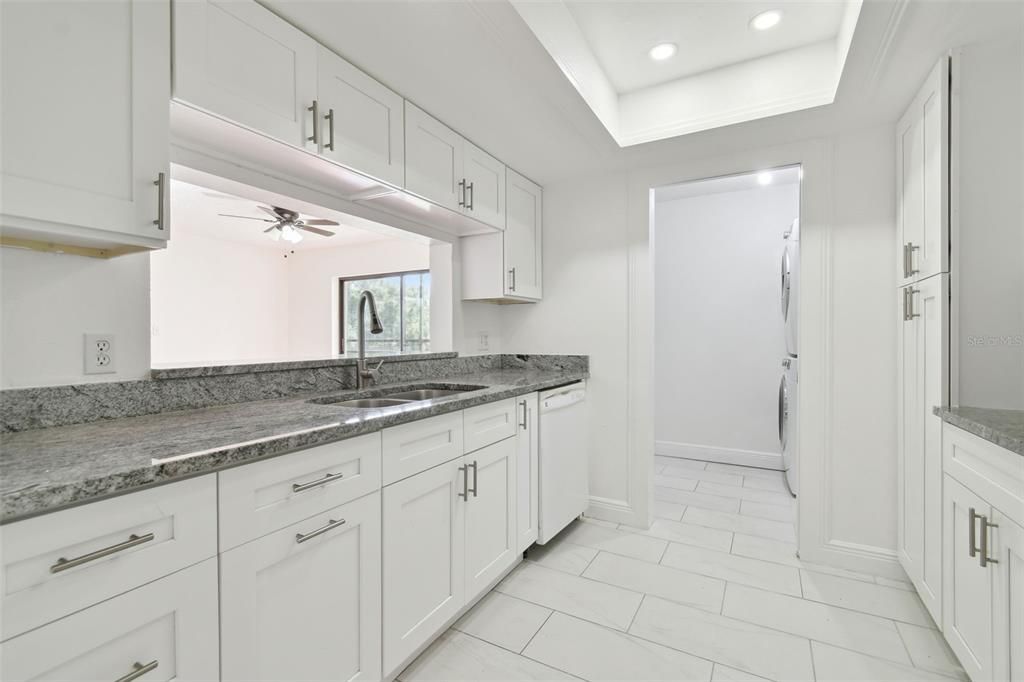 Active With Contract: $229,000 (2 beds, 2 baths, 1125 Square Feet)