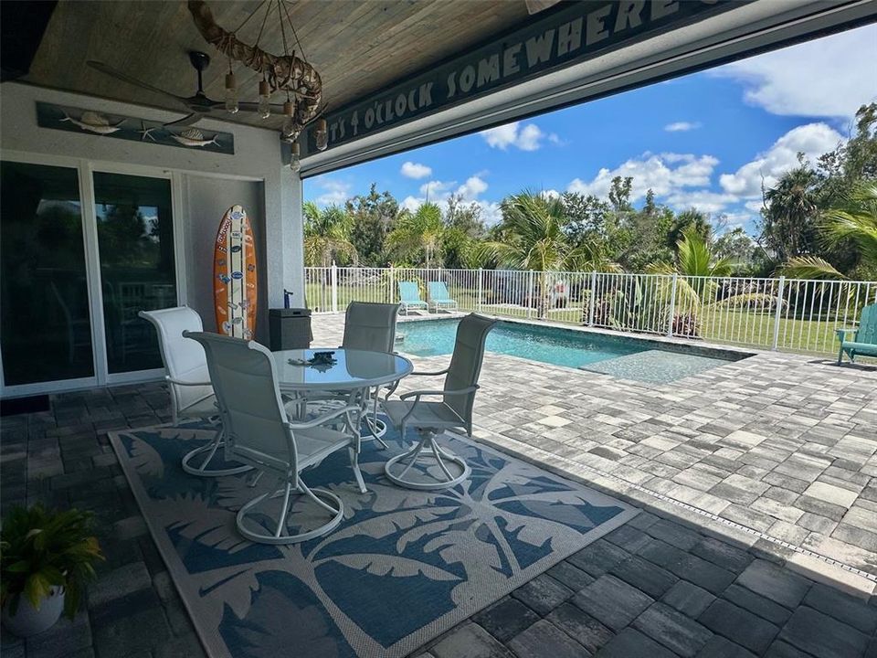 待售: $798,000 (3 贝兹, 2 浴室, 1934 平方英尺)