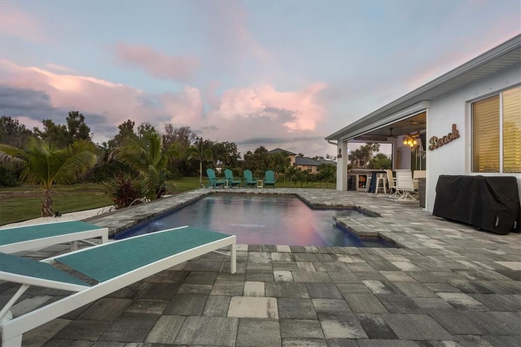 待售: $798,000 (3 贝兹, 2 浴室, 1934 平方英尺)