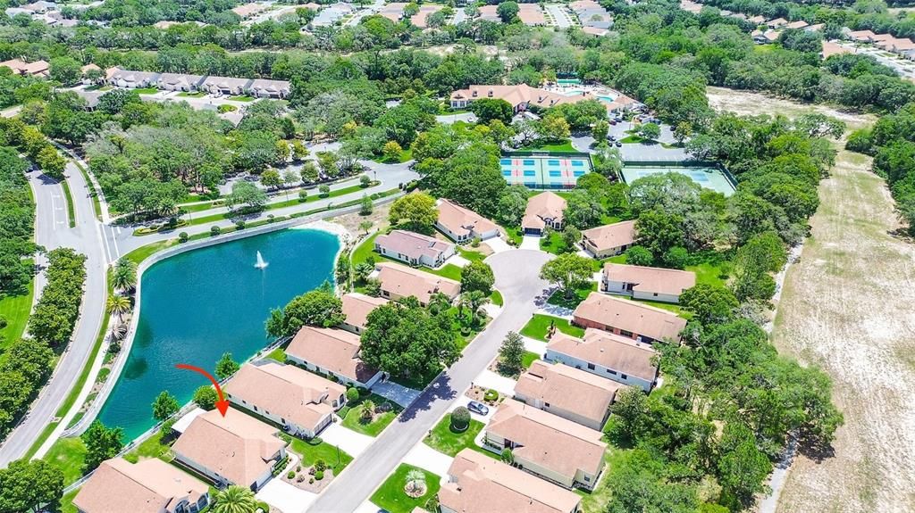 На продажу: $242,000 (2 спален, 2 ванн, 1701 Квадратных фут)