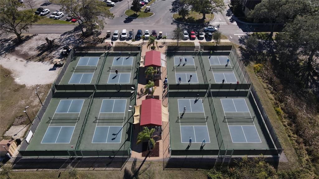 For Sale: $339,500 (3 beds, 3 baths, 1908 Square Feet)