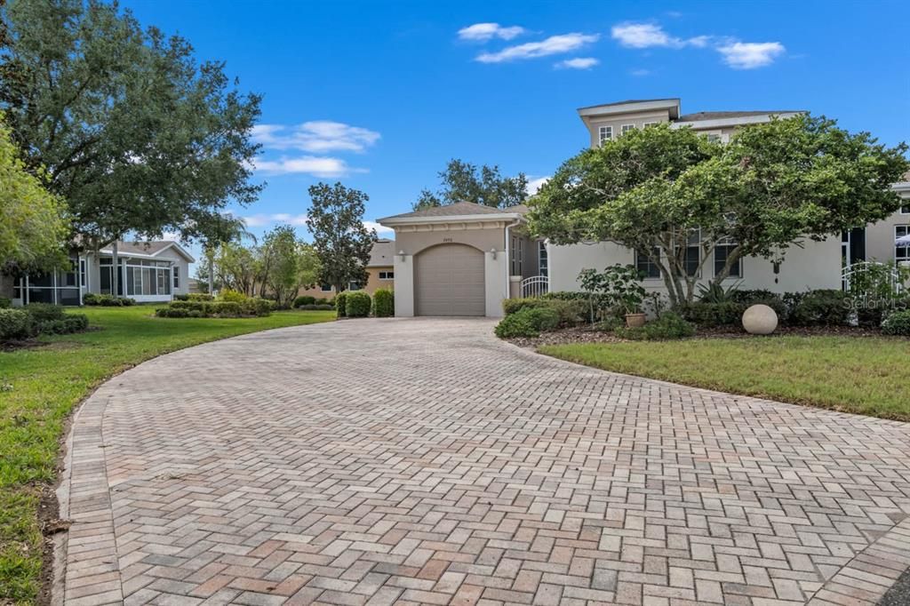 For Sale: $339,500 (3 beds, 3 baths, 1908 Square Feet)