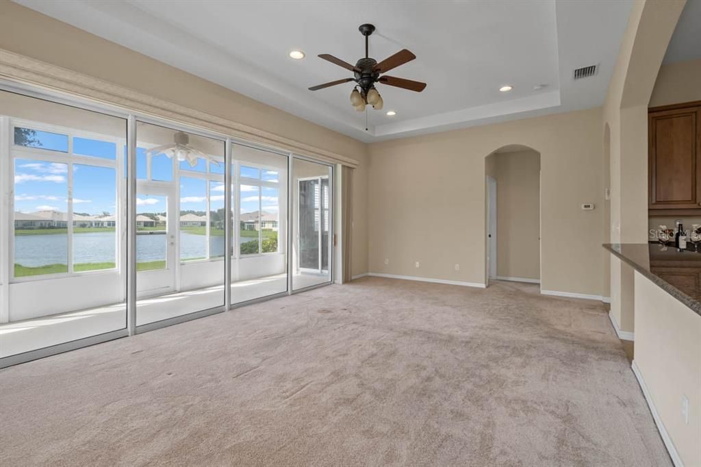 For Sale: $339,500 (3 beds, 3 baths, 1908 Square Feet)