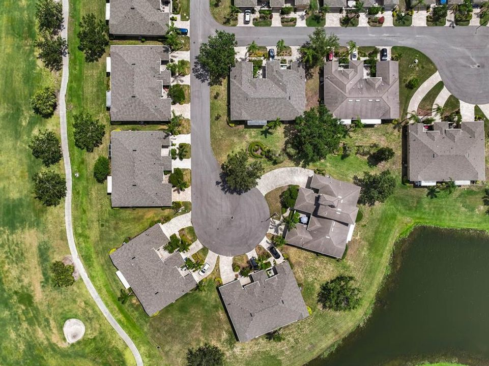 For Sale: $339,500 (3 beds, 3 baths, 1908 Square Feet)