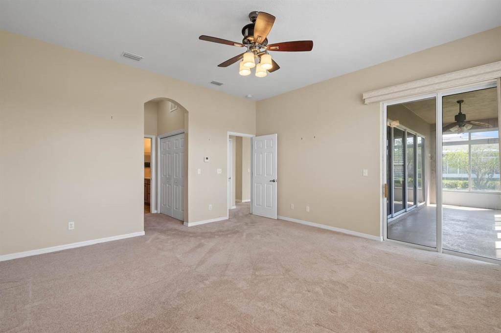 For Sale: $339,500 (3 beds, 3 baths, 1908 Square Feet)