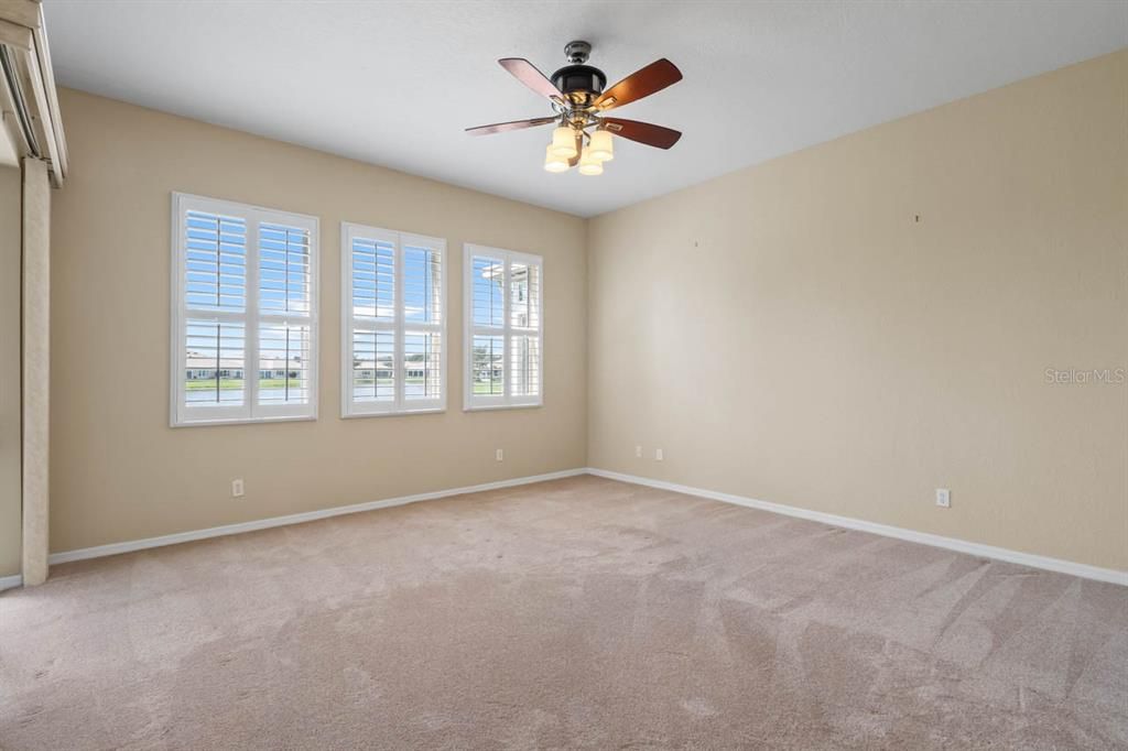 For Sale: $339,500 (3 beds, 3 baths, 1908 Square Feet)