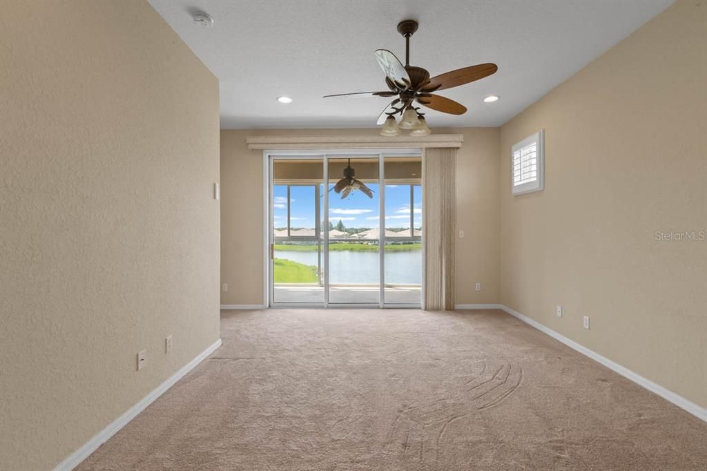 For Sale: $339,500 (3 beds, 3 baths, 1908 Square Feet)