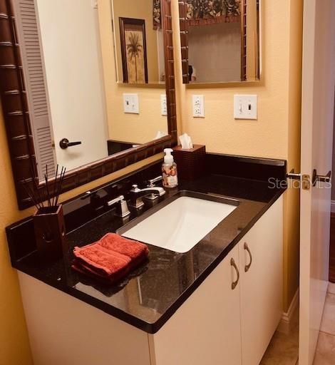 For Rent: $6,000 (2 beds, 2 baths, 1230 Square Feet)
