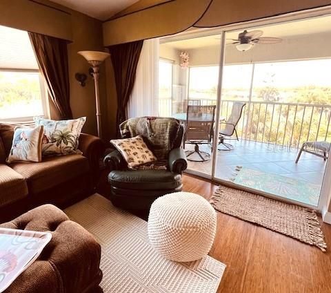 For Rent: $6,000 (2 beds, 2 baths, 1230 Square Feet)