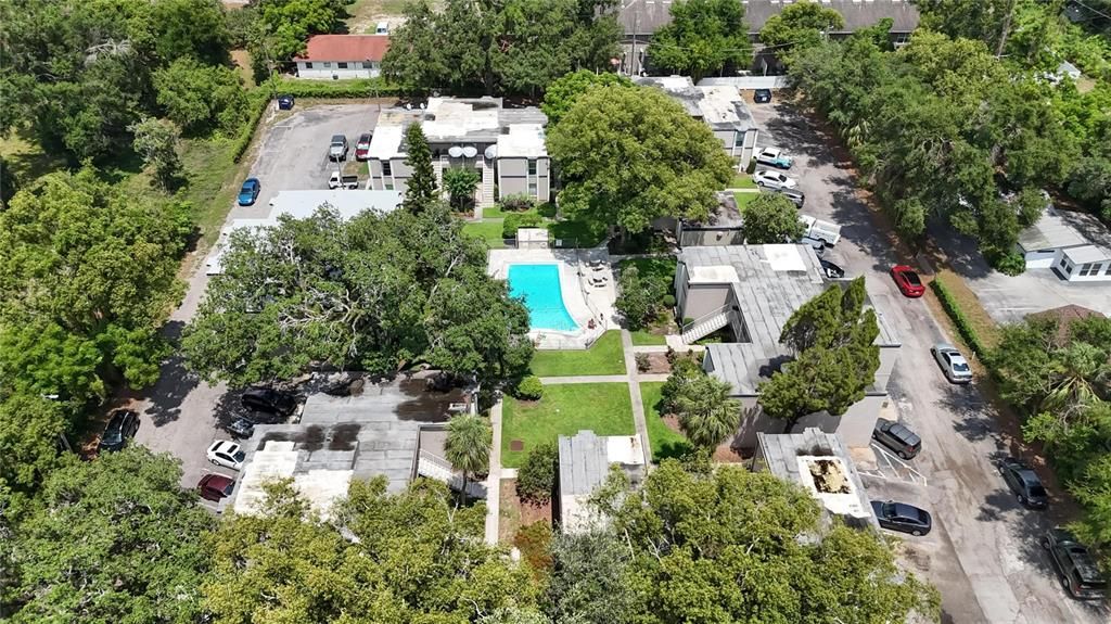 For Sale: $109,000 (1 beds, 1 baths, 760 Square Feet)