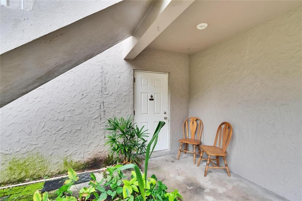 For Sale: $109,000 (1 beds, 1 baths, 760 Square Feet)