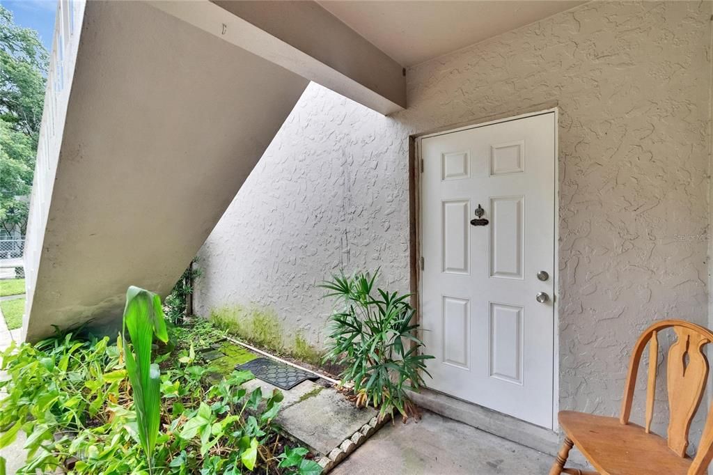 For Sale: $109,000 (1 beds, 1 baths, 760 Square Feet)