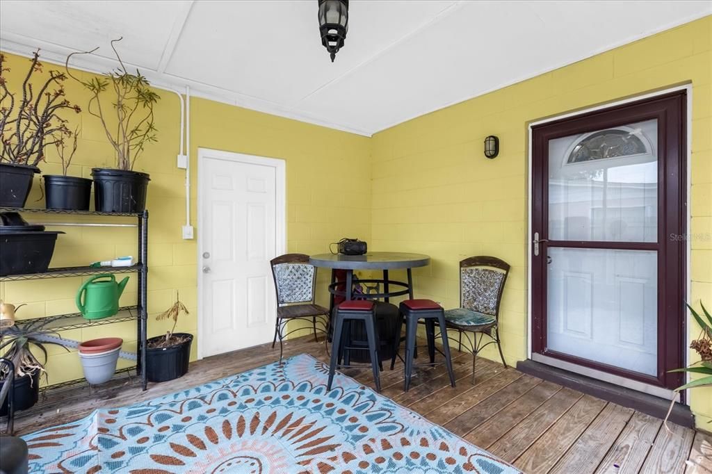 Active With Contract: $195,000 (4 beds, 2 baths, 1666 Square Feet)